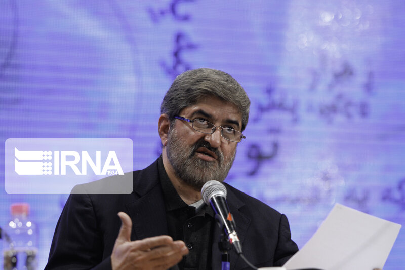 برخورد با فساد اقتصادی باید عادلانه در همه جناح‌ها انجام شود