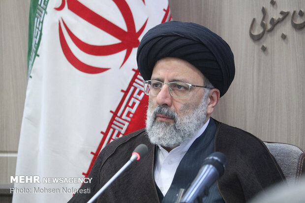 رئیس قوه قضائیه:  امروز فضای کشور فضای مذاکره نیست، فضای مقاومت است