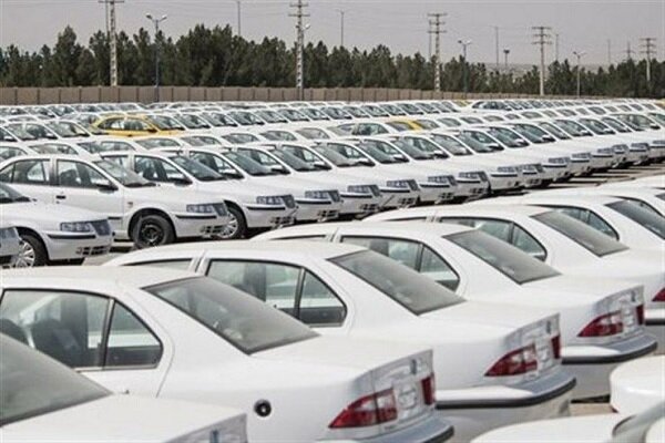فرودگاه مهرآباد تکذیب کرد: هیچ خودروی بدون پلاکی در پارکینگ نداریم