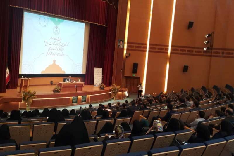آنچه در نخستین نشست سراسری کارآموزان آزمون وکالت ۹۶ گذشت