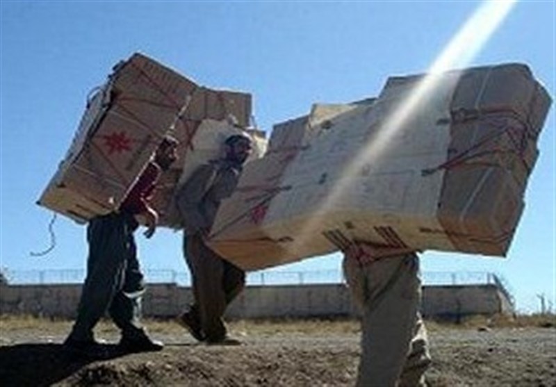 واکنش تعزیرات به خبر نماینده مهاباد: ما با قاچاقچیان کار داریم نه کولبران