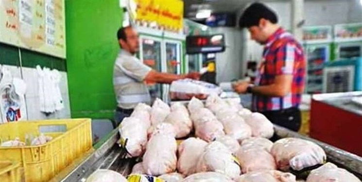 قیمت مرغ ۲۰ هزار و ۴۰۰ تومان است/ برخورد با گرانفروشان مرغ