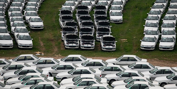 رئیس سازمان بازرسی: ۱۴۵ هزار خودروی دپو شده خودروسازان تا پایان آبان ماه به صفر می‌رسد