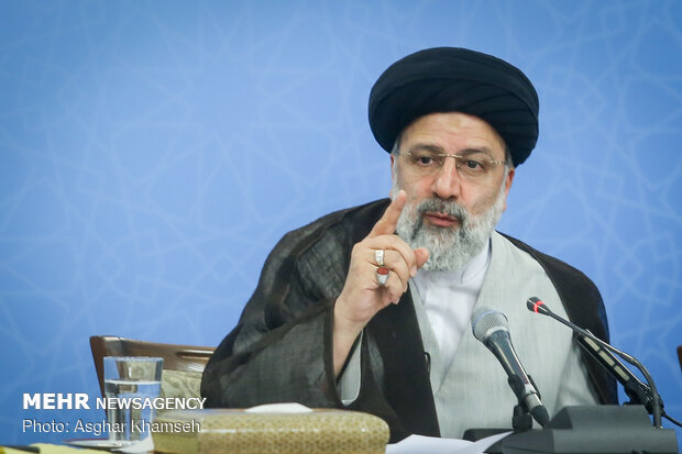 پاسخ مسئولین قضائی هرمزگان به مطالبه رئیس قوه قضائیه؛  رئیس کل دادگستری هرمزگان پای بیان مشکلات اهالی هرمز نشست