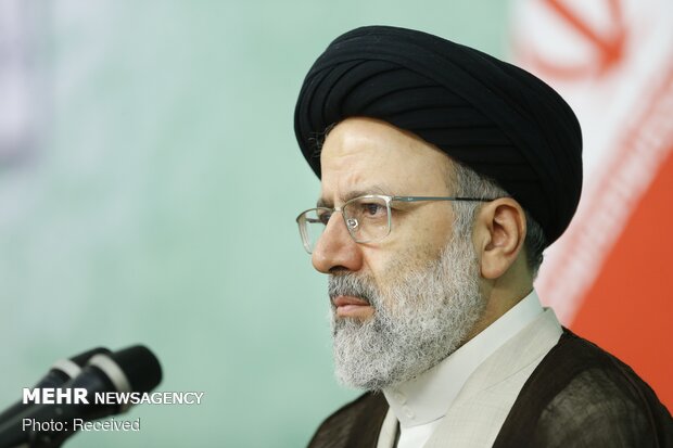 آیت الله رئیسی: هر طرح اقتصادی باید همراه با کارشناسی باشد