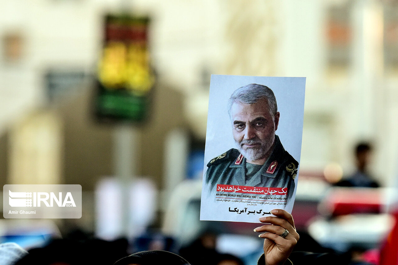 صدور دستور جلب و اعلام قرمز از طریق پلیس بین‌الملل برای عوامل شهادت سردار سلیمانی