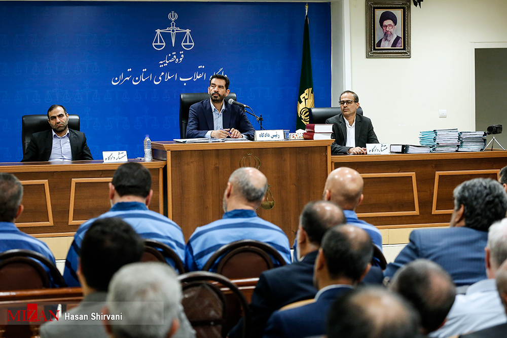 دوازدهمین جلسه دادگاه رسیدگی به اتهامات تعدادی از متهمان بانک سرمایه/نماینده دادستان: تسهیلات هدایتی زمینه فساد را فراهم می‌کرد