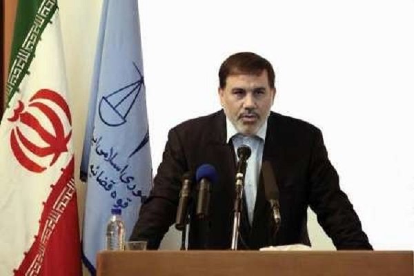 رئیس سازمان زندان ها:  زمینه وقوع جرم در خانواده زندانیان پنج برابر افراد عادی است