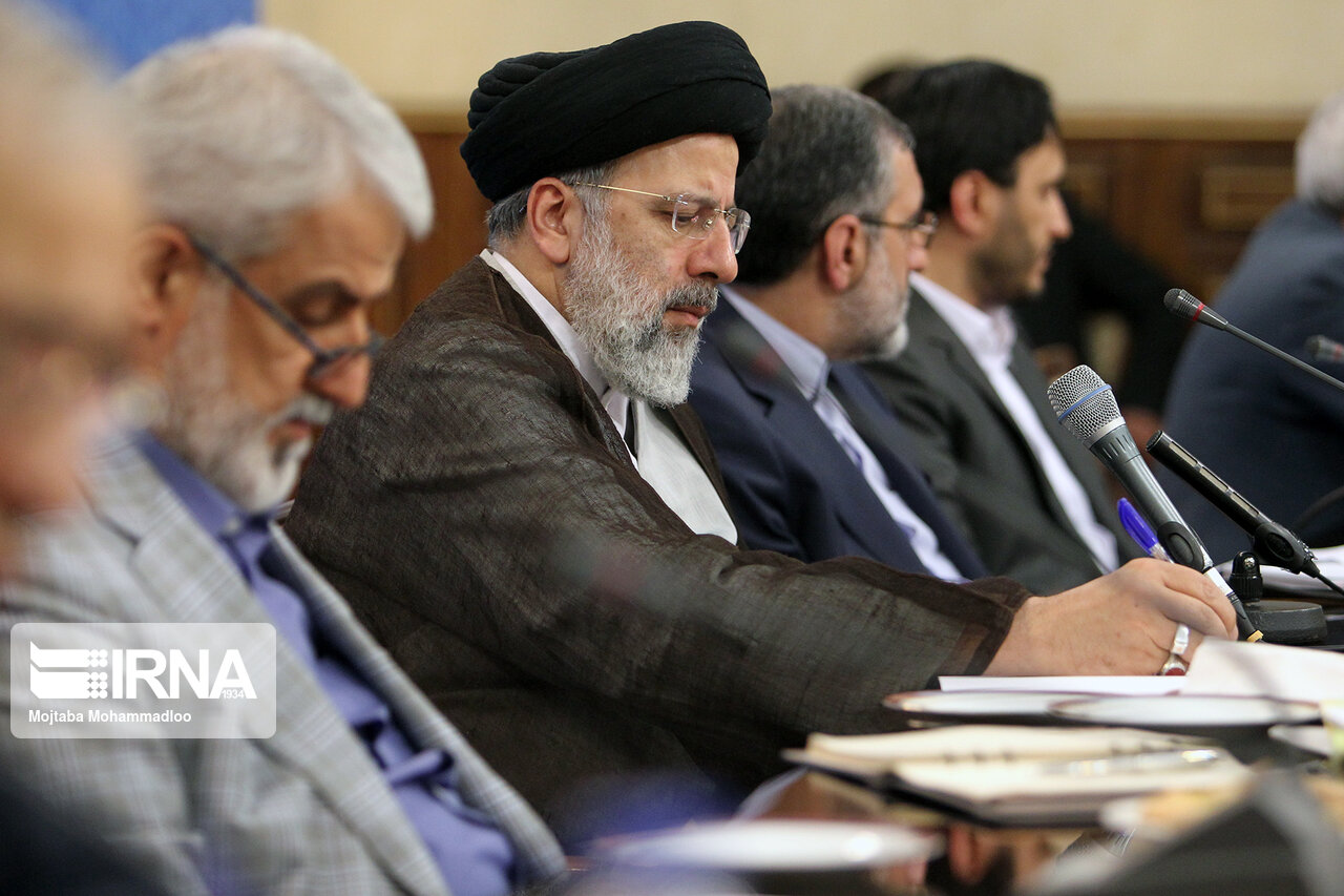 انتظار رسانه ها برای اطلاع رسانی هنرمندانه در قوه قضائیه