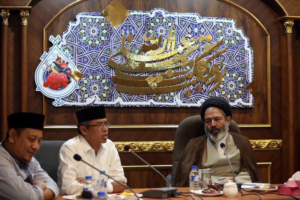 سرپرست حجاج ایرانی:  جمهوری اسلامی ایران برای تبادل تجربیات در حوزه حج به اندونزی آمادگی دارد
